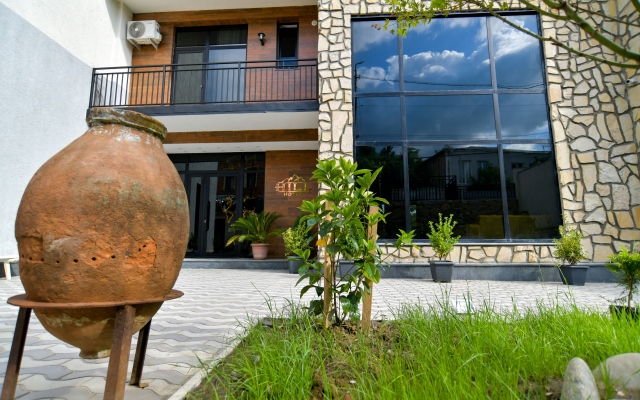 Hill Hotel Kutaisi Hotel