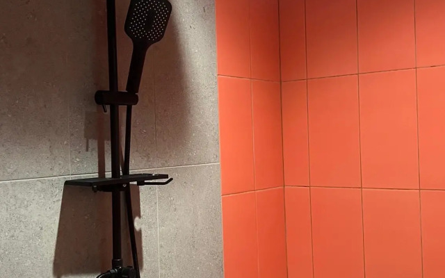 Апартаменты у Часовой Башни Оранжевые