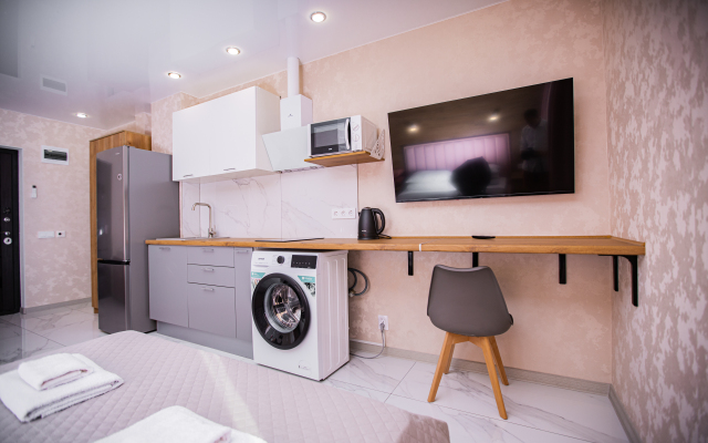 Studiya LoveHotelSirius V Zhk Biznes Klassa Frukty, Nizhneimeretinskaya bukhta Apartament