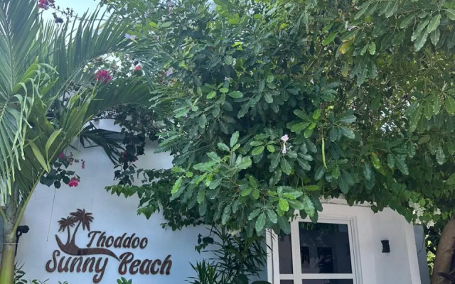 Thoddoo Sunny Beach Guest house