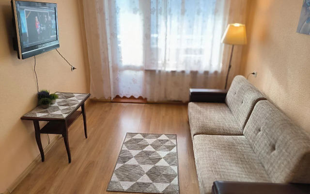 Na Panfilovtsev 41 Flat