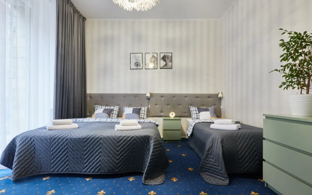 U Semi Mostov Hotel