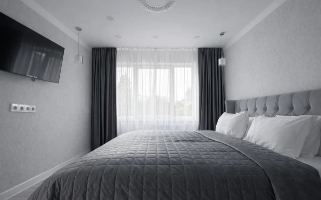 Апартаменты  ApartMari Шикарные 3-комнатные апартаменты на набережной реки в центре Калининграда