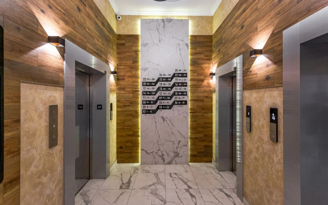 V Dome S Zakrytoy Territoriey Flat