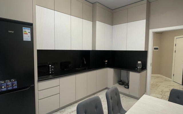 Loft V Elitnoy Novostroyke V Tsentre U Parka Flat