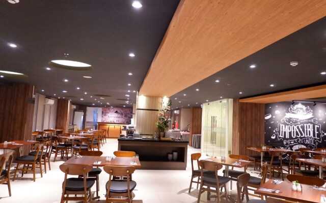 Favehotel Rungkut Surabaya Hotel