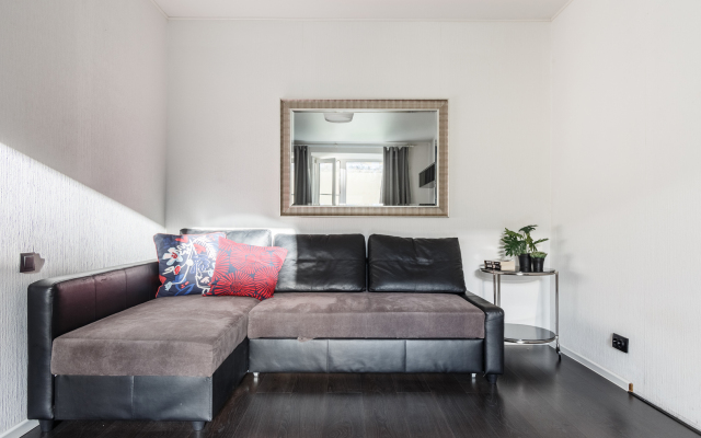 Апартаменты  1912 у Ростральных колонн