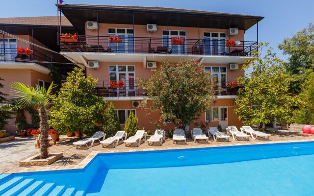 Gostevoy Dom U Yeleny Guest House