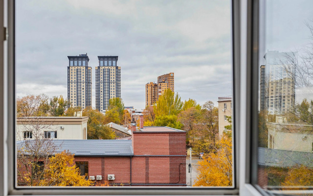 Zamechatelnaya V Tsentre Goroda Flat