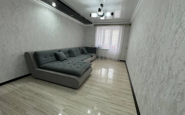 Квартира на первом этаже, просторная, центр Пятигорска