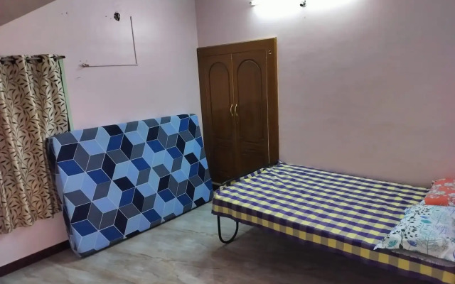 Honeycomb Homes Ground Floor Private House