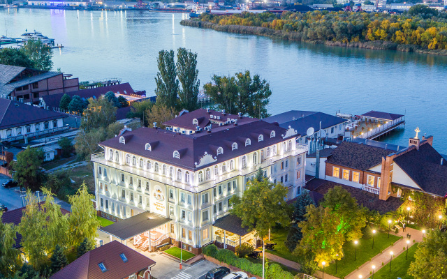 Petrovskij Prichal Luxury Hotel&SPA