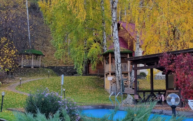 Kamenny Tsvetok Guest House