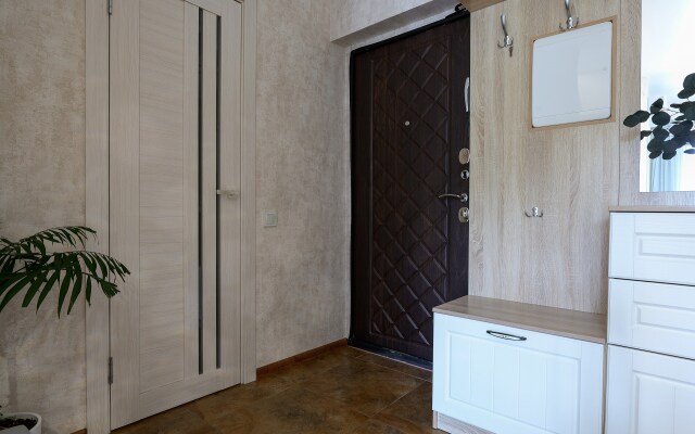 Uyutnaya s balkonom i vidom na gory. Kvatro 119 Apartments Flat