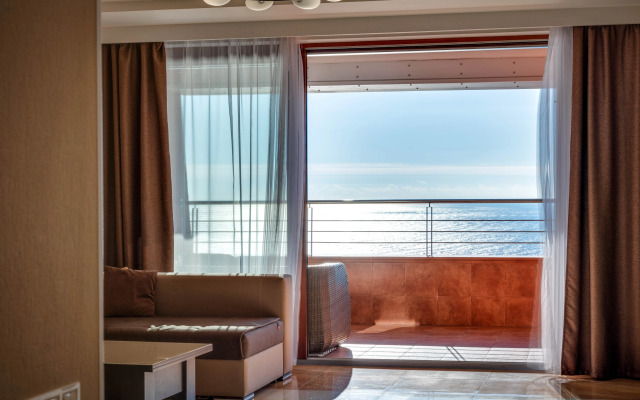 Апартаменты 136 Люкс с видом на море