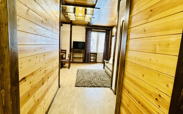 Квартира на Аланской, 25 "Трехкомнатные"