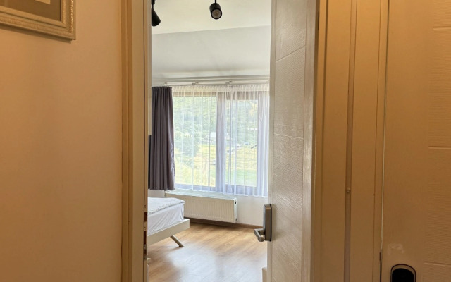 Aphra at Tbilisi Sea Hotel