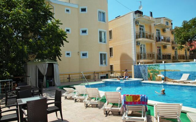 Konstantinopol Hotel