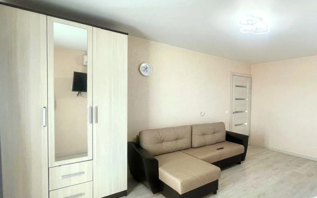 Na Ulitse Sudakskaya 8 Flat