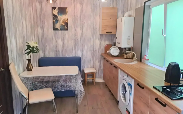 Uyut Guest House