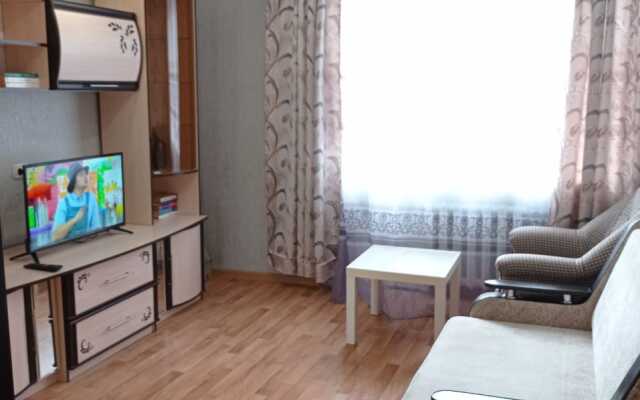 Апартаменты на Баженова 15