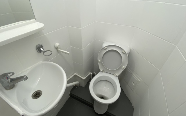 Na  Nikitskoy (Km4) Living Quarters