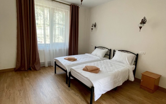 Eski Cesme Guest House