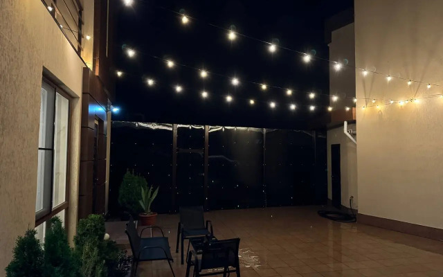 Green Pic Private house