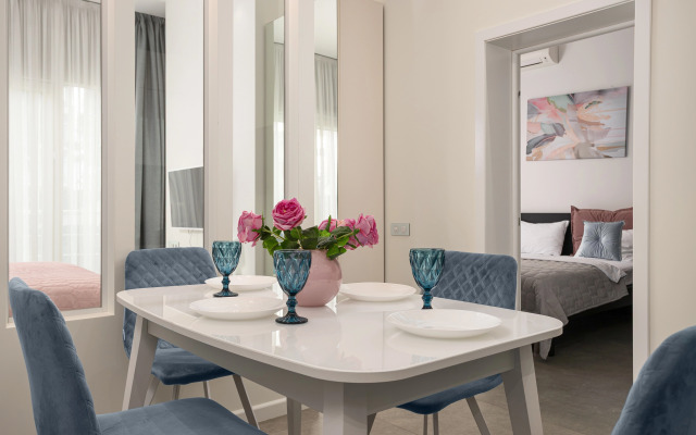 Апартаменты Sirius rent трехкомнатные с террасой