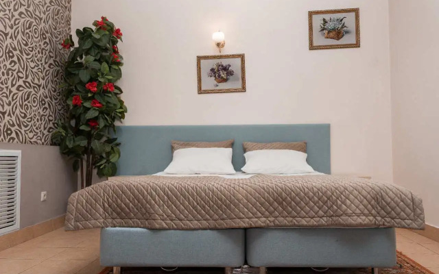 Отель Надежда