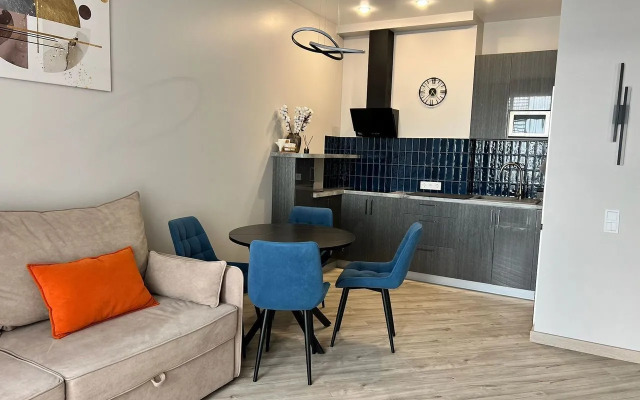 Апартаменты на Набережной 75к2 (602.2)