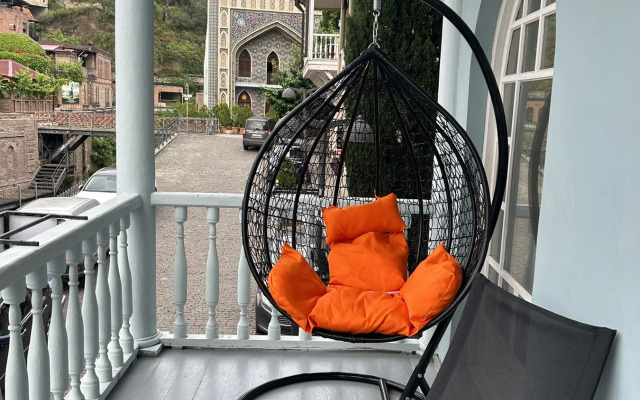 Апартаменты Apartment with marvelous view abanotubani