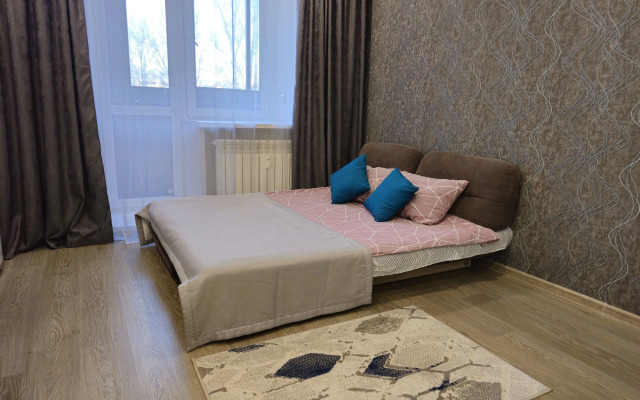 SeveRent na Makarenko Apartments