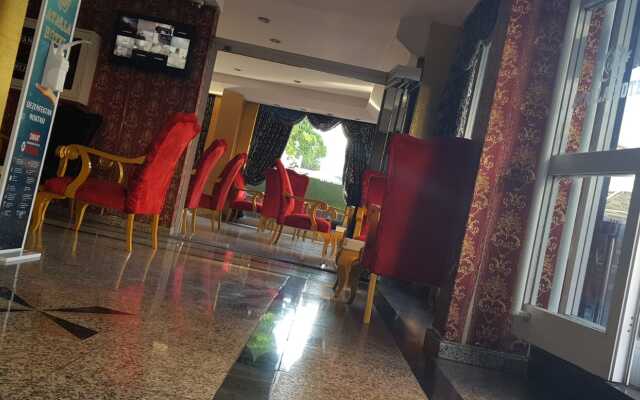 Atalla Hotel