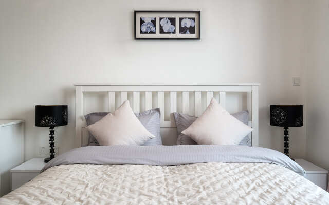 Welcome Home Bay Central Apartments