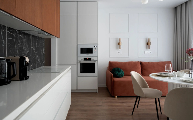Orange Apart Zhk Metropoliya Flat