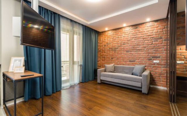 Апартаменты на тихом бульваре