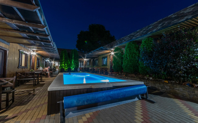 Ryizhy Ap Guest House