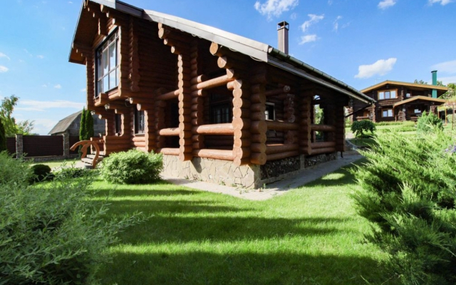 Частный дом Хмелевка ВИП на берегу озера