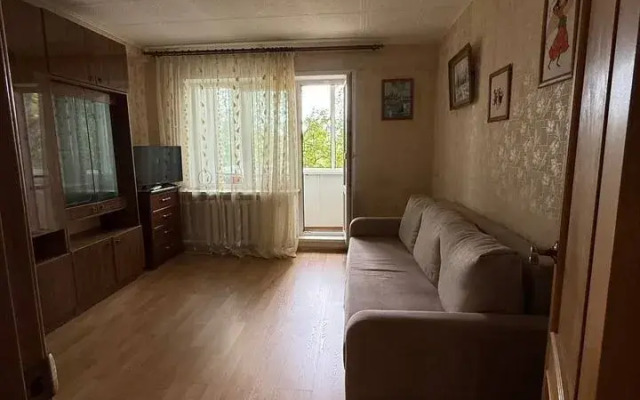 Квартира двухкомнатная 1-й микрорайон ГПЗ-23 20