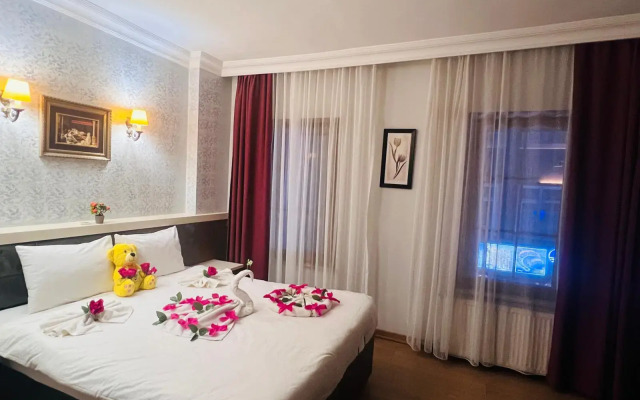 Maritime Hotel