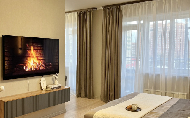 Dizajnerskaya Na Vzletke Ryadom S Torgovim Тsentrom Planeta Flat