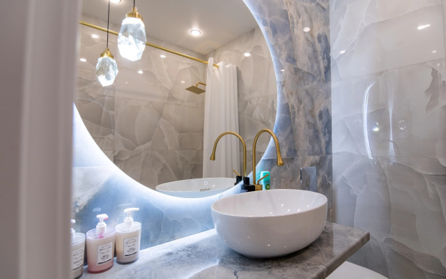 Premium S Yevroremontom Apartments