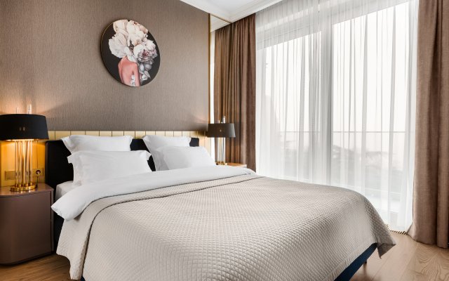 Grand Royal Residences Apartment Complex