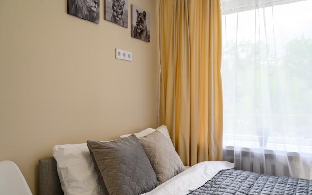 Chernomorskiy 7 Apartments