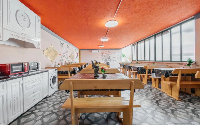 Aristokrat Mini Hotel