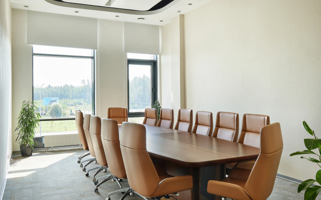 Aden Hotel & Business Centre Minsk (airport)
