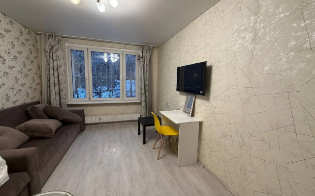 Жилое помещение улица Исаковского 12к2