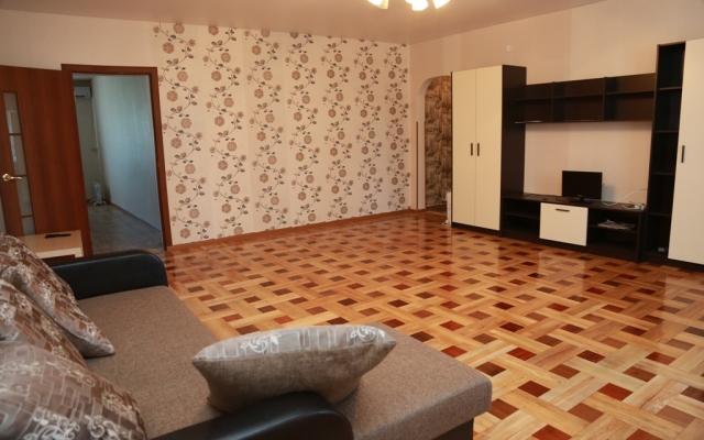 2-Kh Komnatnaya Flat