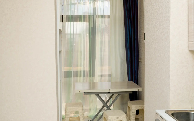 Studija u morja na Prosveshhenija Letnie nochi Apartments
